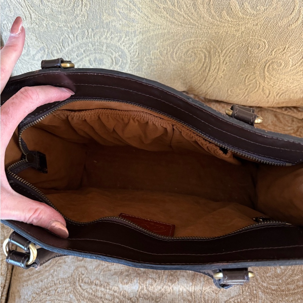 Patricia Nash Dark Brown Embossed Leather Shoulder Bag - Picture 3 of 3